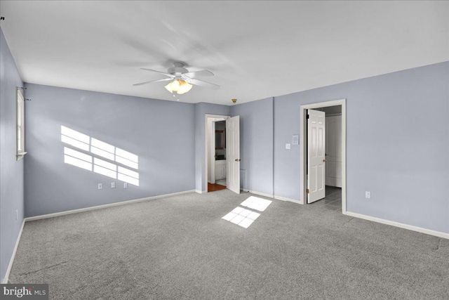 561 MILLCROSS RD, Lancaster, PA 17601