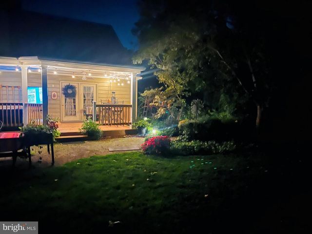 561 MILLCROSS RD, Lancaster, PA 17601