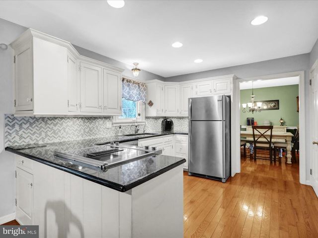 561 MILLCROSS RD, Lancaster, PA 17601
