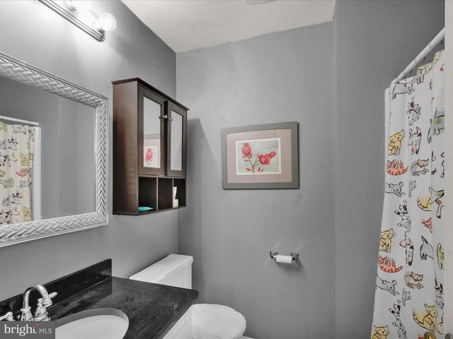 561 MILLCROSS RD, Lancaster, PA 17601