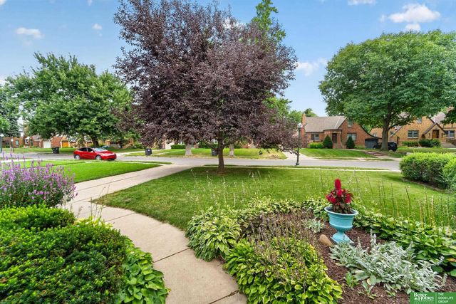 2010 N 54th Street, Omaha, NE 68104