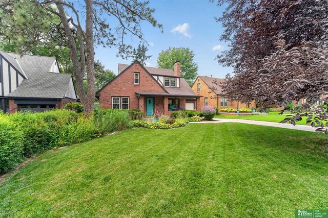 2010 N 54th Street, Omaha, NE 68104