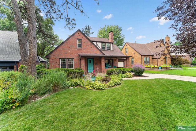 2010 N 54th Street, Omaha, NE 68104