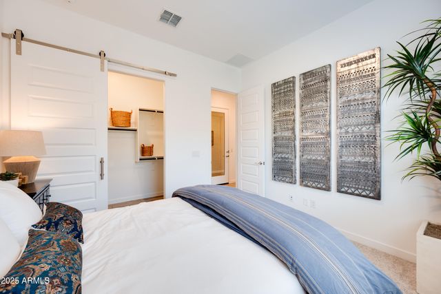 7803 W HIDE Trail, Peoria, AZ 85383