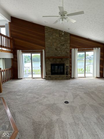 895 Padre Lane, Greenwood, IN 46143