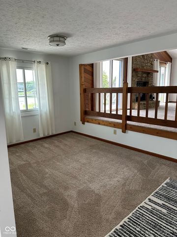895 Padre Lane, Greenwood, IN 46143