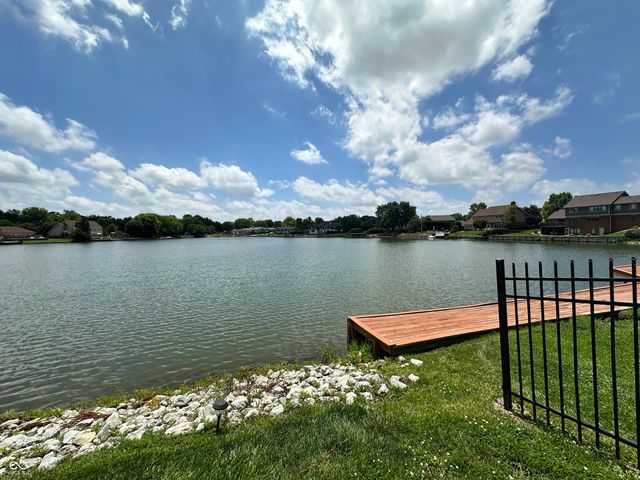 895 Padre Lane, Greenwood, IN 46143