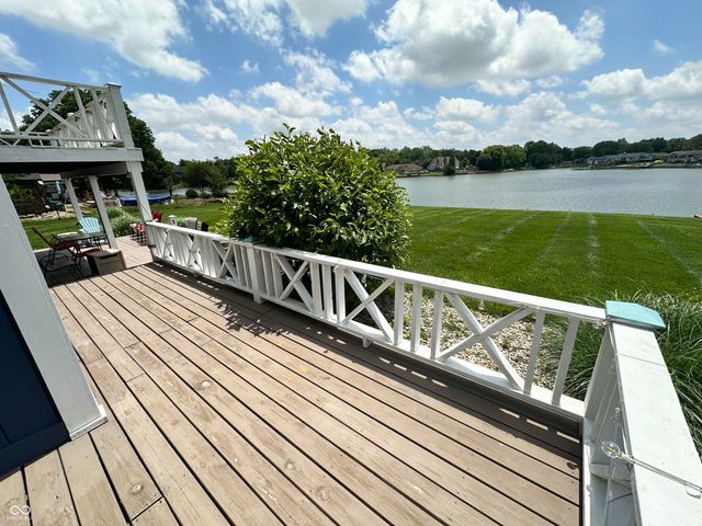 895 Padre Lane, Greenwood, IN 46143