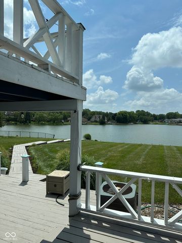 895 Padre Lane, Greenwood, IN 46143