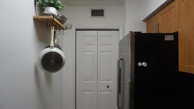 6511 Emerald Dunes Drive 208, West Palm Beach, FL 33411