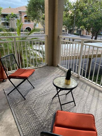 6511 Emerald Dunes Drive 208, West Palm Beach, FL 33411