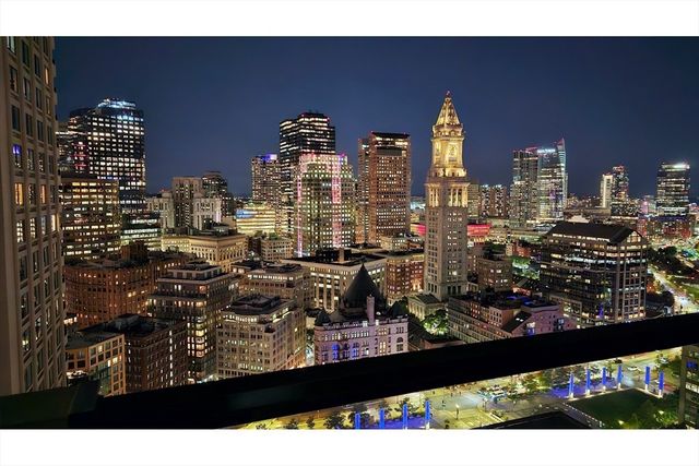 65 E India Row Penthouse B, Boston, MA 02110