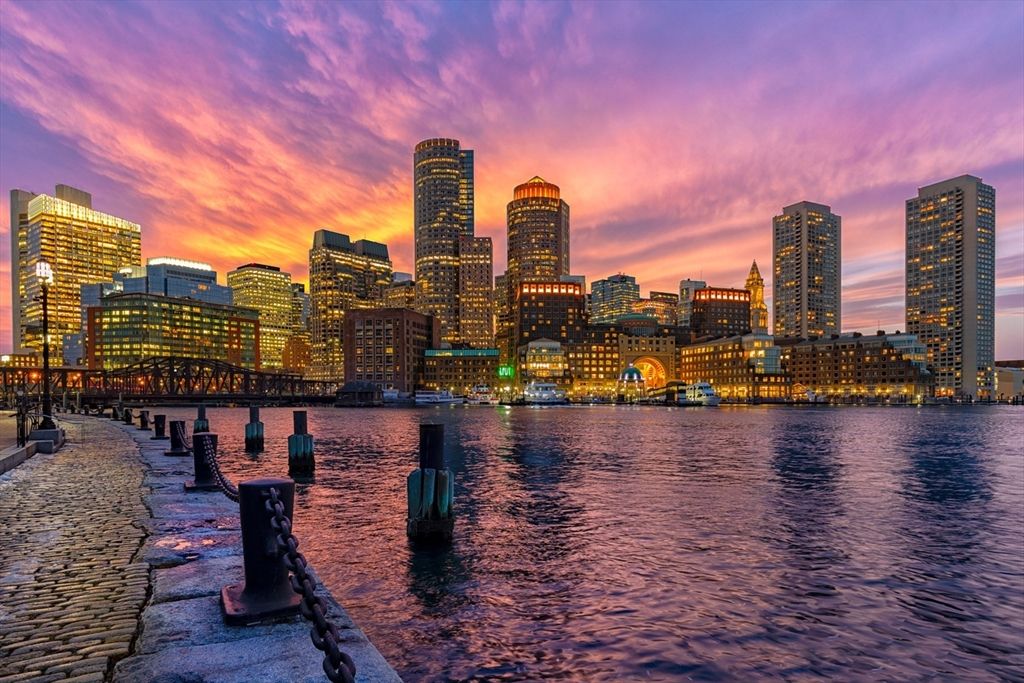 65 E India Row Penthouse B, Boston, MA 02110