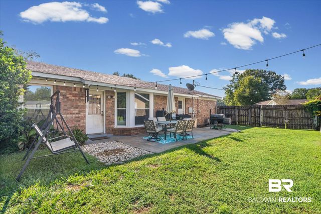 900 Smokerise Drive, Mobile, AL 36695