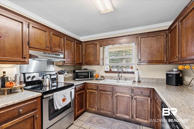 900 Smokerise Drive, Mobile, AL 36695
