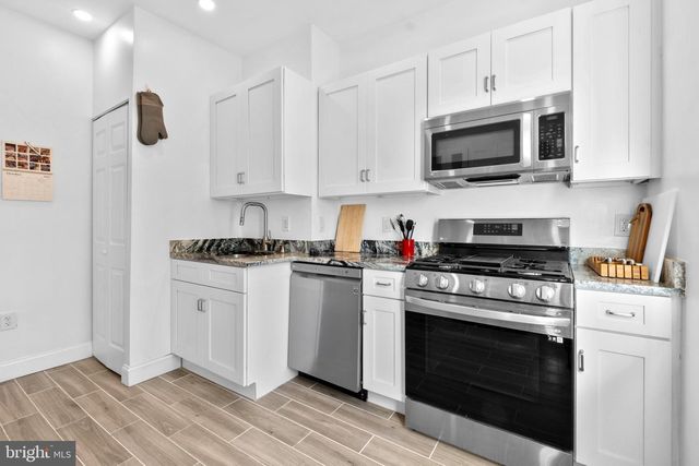 1121 WALNUT ST, Philadelphia, PA 19107