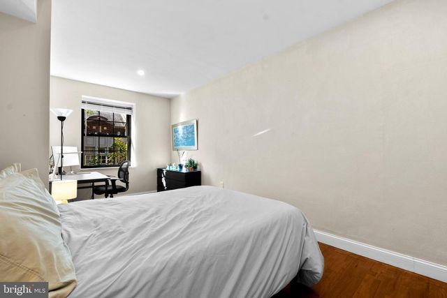 1121 WALNUT ST, Philadelphia, PA 19107