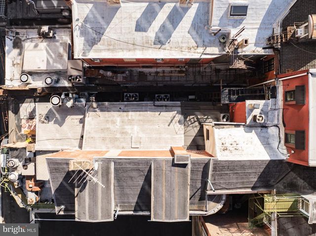 1121 WALNUT ST, Philadelphia, PA 19107