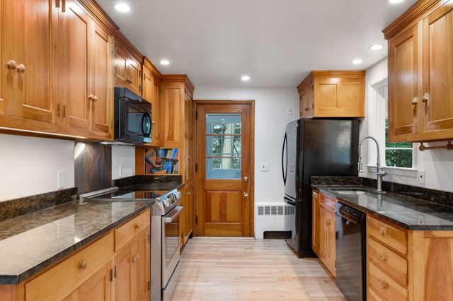 7 Gage Road, Wayland, MA 01778