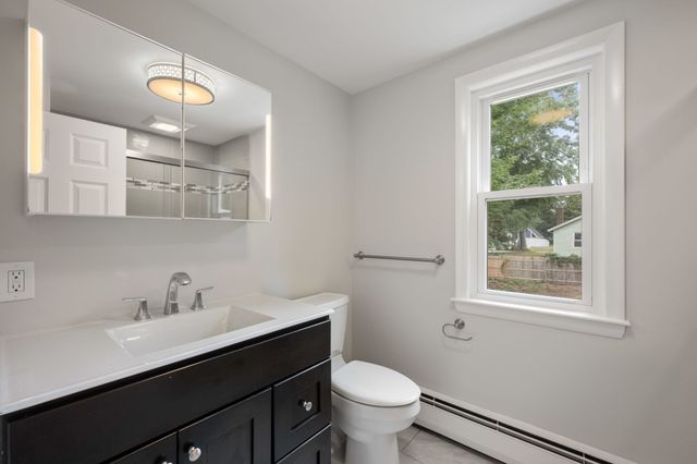7 Gage Road, Wayland, MA 01778