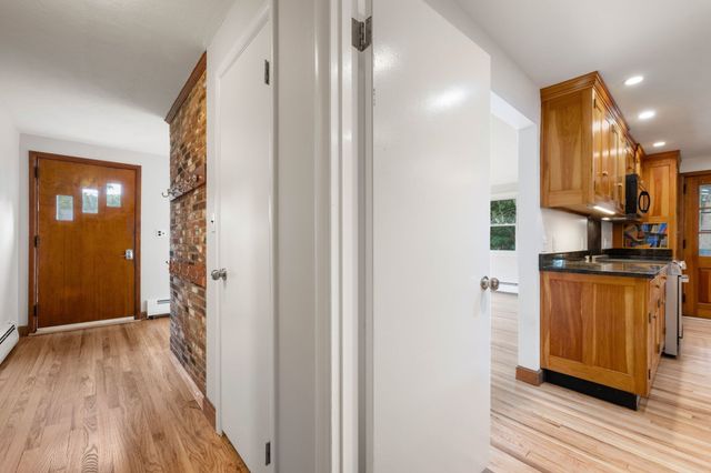 7 Gage Road, Wayland, MA 01778