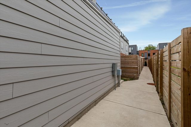 1803 Perry Street 9, Detroit, MI 48216