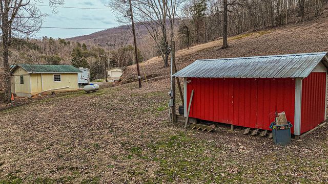 434 Valley Brook Trail, Whitwell, TN 37397