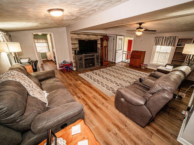 434 Valley Brook Trail, Whitwell, TN 37397