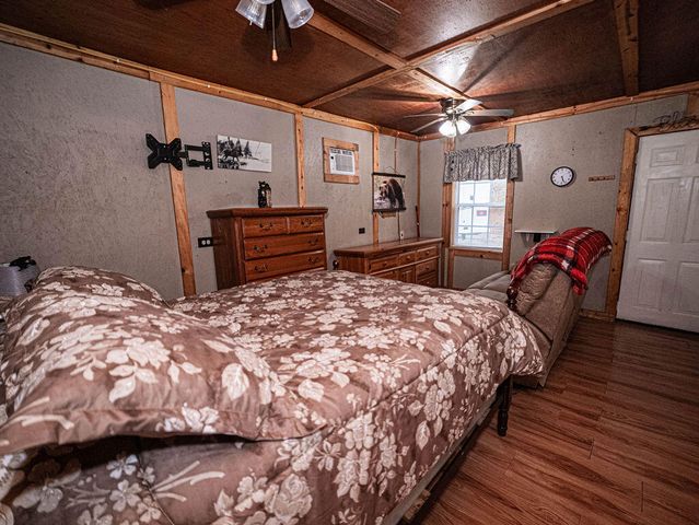 434 Valley Brook Trail, Whitwell, TN 37397