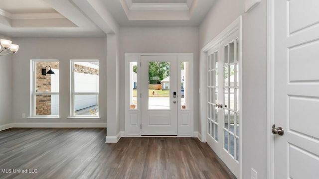 6624 Palm Pointe Drive, Ocean Springs, MS 39564