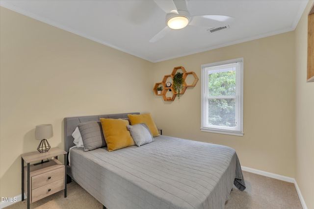 918 Hampshire Court, Cary, NC 27511