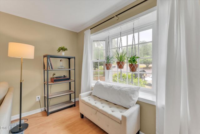 918 Hampshire Court, Cary, NC 27511