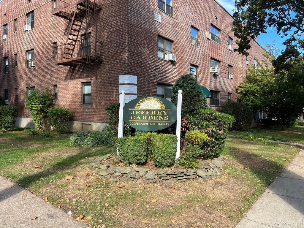216-05 48th Avenue 2C, Bayside, NY 11364 — exterior