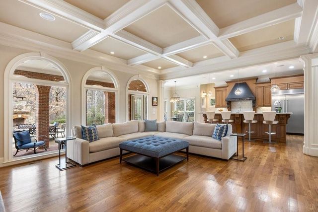 8196 Hewlett Road, Atlanta, GA 30350