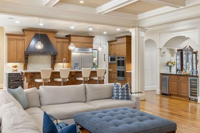 8196 Hewlett Road, Atlanta, GA 30350