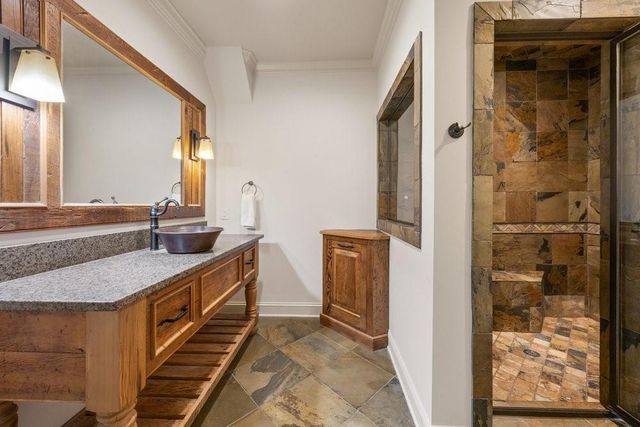 8196 Hewlett Road, Atlanta, GA 30350