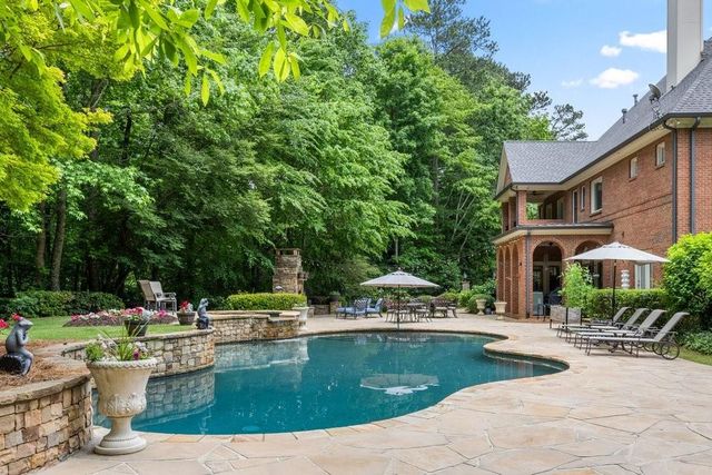 8196 Hewlett Road, Atlanta, GA 30350