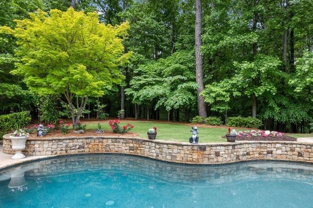 8196 Hewlett Road, Atlanta, GA 30350