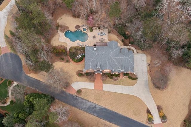 8196 Hewlett Road, Atlanta, GA 30350