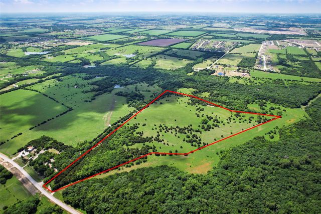 000 County Road 544, Nevada, TX 75173