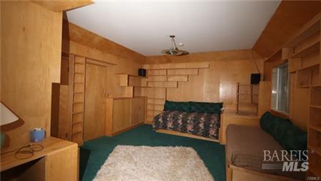 9400 McKinley Rd, Kelseyville, CA 95451