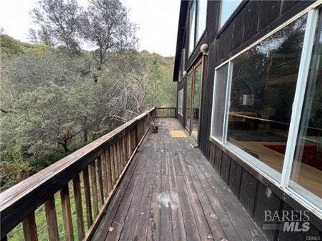 9400 McKinley Rd, Kelseyville, CA 95451