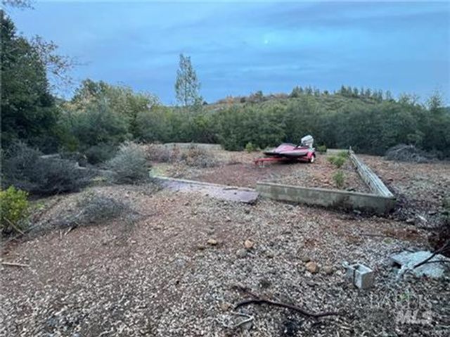 9400 McKinley Rd, Kelseyville, CA 95451