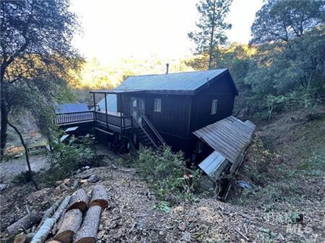 9400 McKinley Rd, Kelseyville, CA 95451