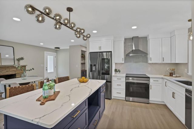 2095 Mccoy Road, Upper Arlington, OH 43220