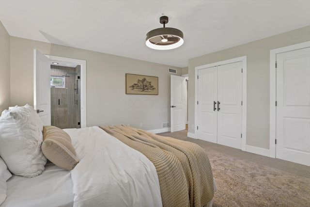 2095 Mccoy Road, Upper Arlington, OH 43220