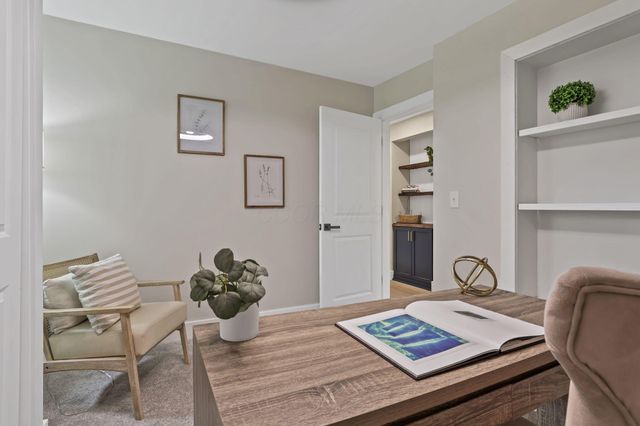 2095 Mccoy Road, Upper Arlington, OH 43220