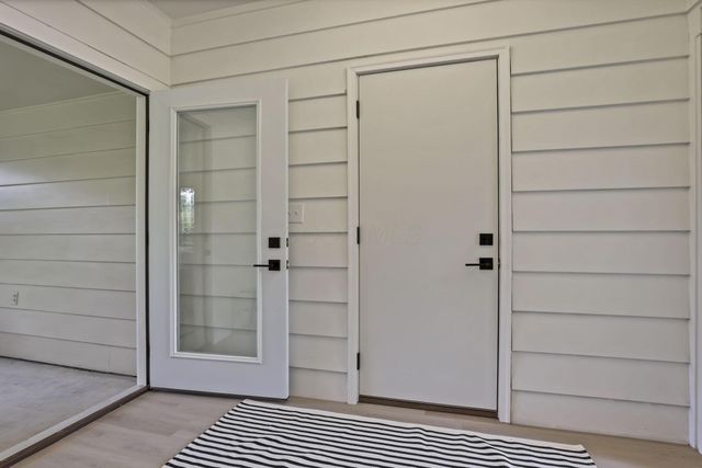 2095 Mccoy Road, Upper Arlington, OH 43220