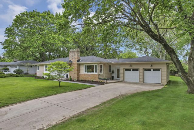 2095 Mccoy Road, Upper Arlington, OH 43220