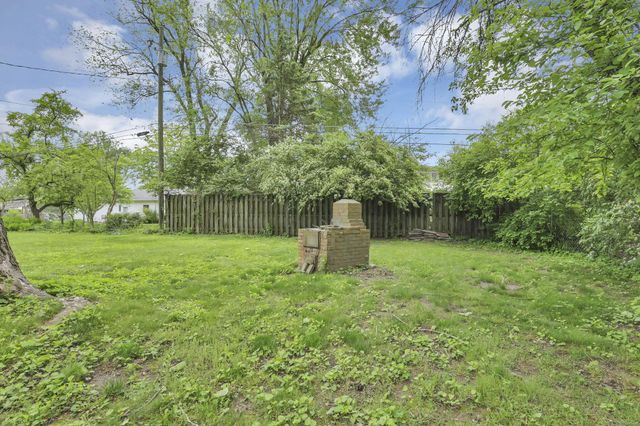 2095 Mccoy Road, Upper Arlington, OH 43220